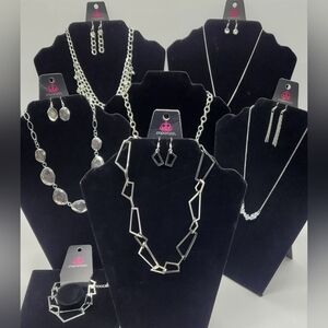 Paparazzi Jewelry Collection 5 sets + 1 Necklace + 1 Bracelet (The Antoinette)‌